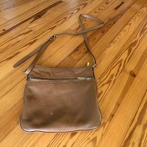 Michael kors crossbody bag